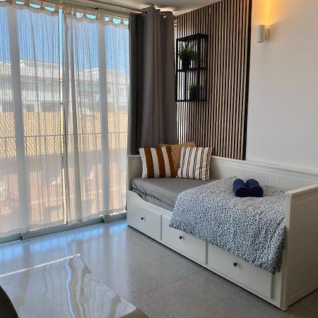 Acogedor Apartamento Валенсія Екстер'єр фото