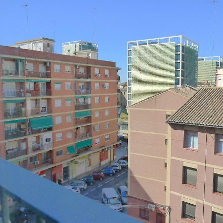 Acogedor Apartamento Валенсія Екстер'єр фото